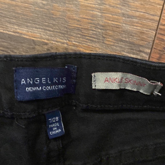 Black high rise skinny jeans size 7/28 - Picture 3 of 3
